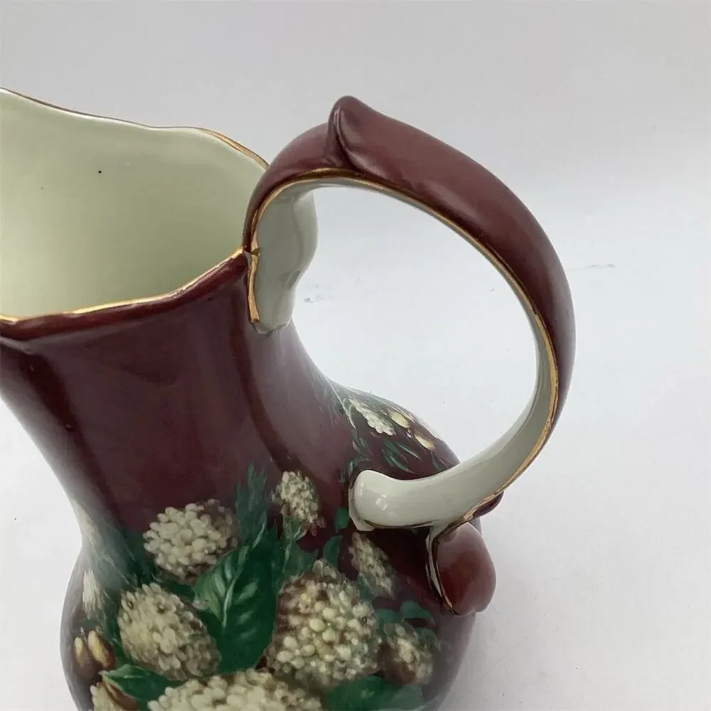 VTG Lisa White Arts Hydrangea Collection Ceramic Pitcher Vase 10